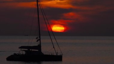 Phuket 'te gün batımı manzarası