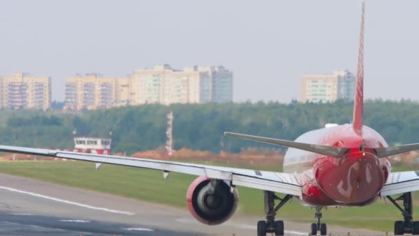 Rossiya航空公司波音777起飞 — 图库视频影像