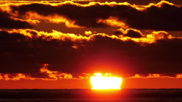 Vista panorámica de la puesta del sol. — Vídeos de Stock