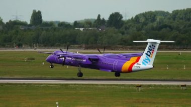 De Havilland Kanada Dash 8-400 inişi