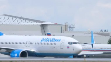 Boeing Pobeda taksicilik