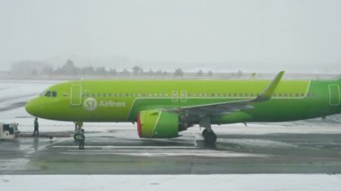 Airbus S7 Havayolları kışın kalkışa hazırlanıyor