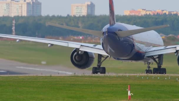 Avião movimento retrovisor — Vídeo de Stock