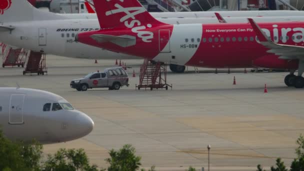 Airbus A330 Jetstar avant le départ — Video