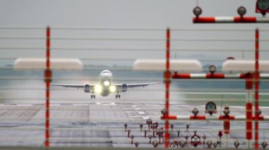 Airbus A320 EuroWings kalkıyor