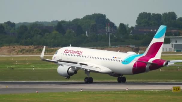 Літак Eurowings Airbus — стокове відео
