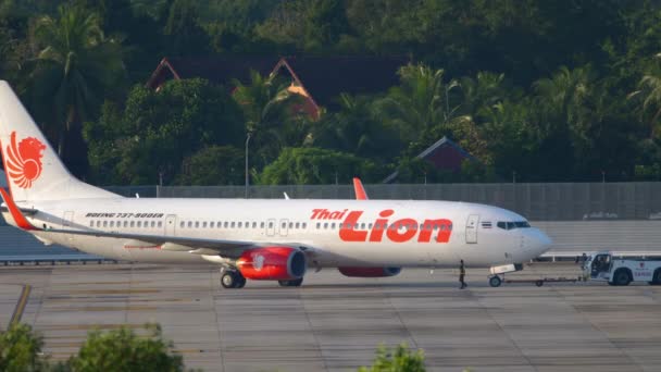 Thai Lion Airlines - Thailändskt lågprisflygbolag — Stockvideo