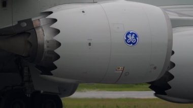 Airbus A380 motoru yakın plan