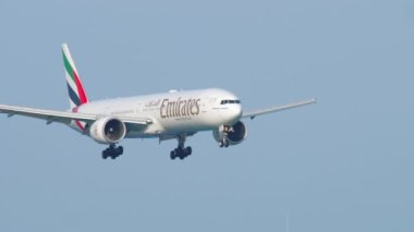 Emirlik Boeing 777 geldi.