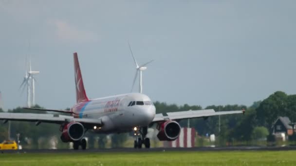 Air Malta Airbus A320 przybycie — Wideo stockowe