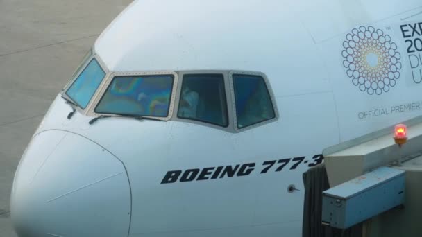 Boeing 777 vue sur le cockpit — Video
