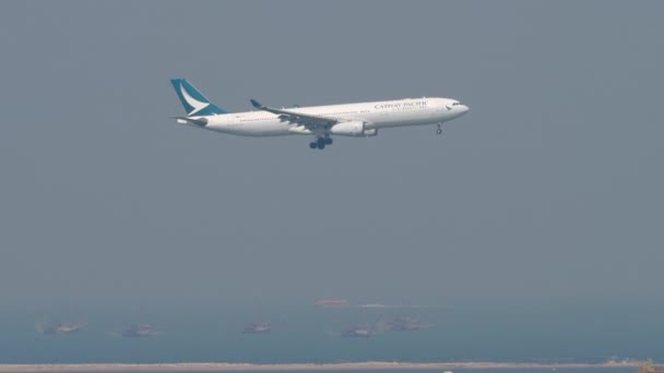 Cathay Pacific flagship airline of Hong Kong — Stock video