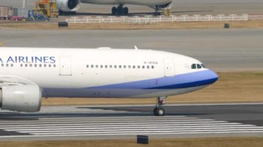 Kapalı uçaklar taksicilik