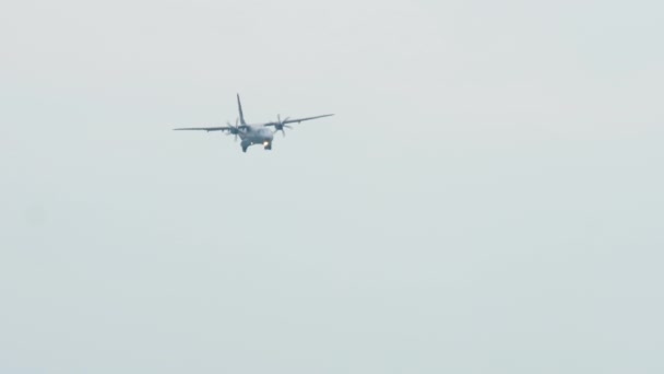 Pesawat Angkatan Udara mendarat — Stok Video