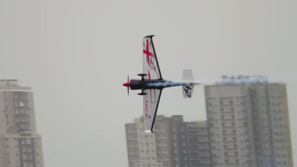 Avião Sport Racing na pista — Vídeo de Stock