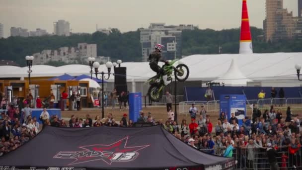 Wolny ruch freestyle motocross — Wideo stockowe