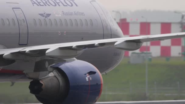 Αεροπλάνο αναχώρησης πτήσης Aeroflot — Αρχείο Βίντεο