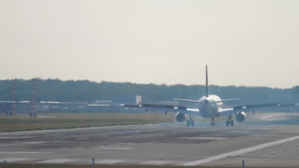 Frenos de avión, visión trasera — Vídeo de stock