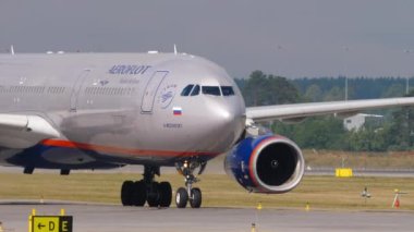 Yakın çekim, uçak taksisi.