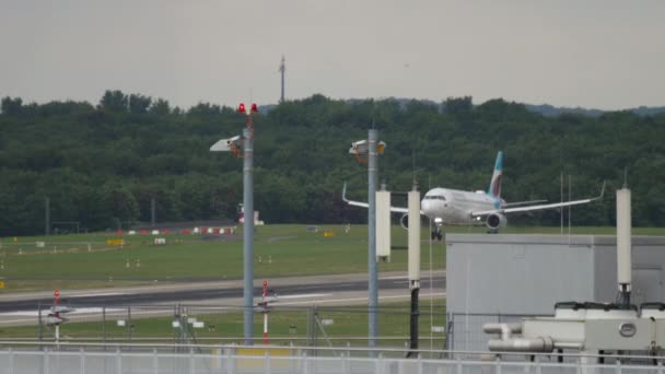เครื่องบิน Eurowings ลงจอด — วีดีโอสต็อก