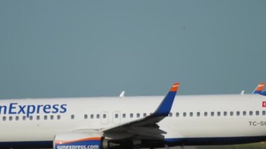 Düsseldorf havaalanındaki pist