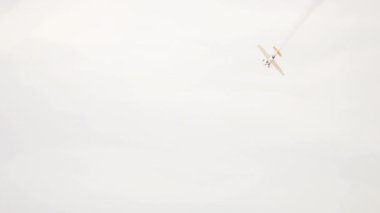 Spor uçak darbeleri ve dönüşler