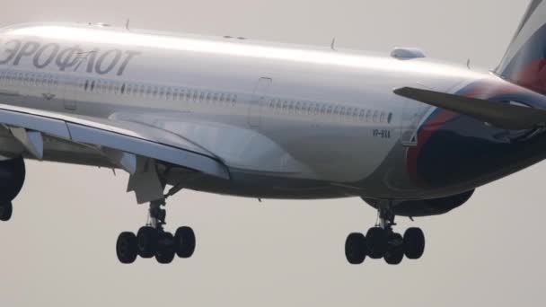 Samolot pasażerski Airbus A350 Aeroflot — Wideo stockowe