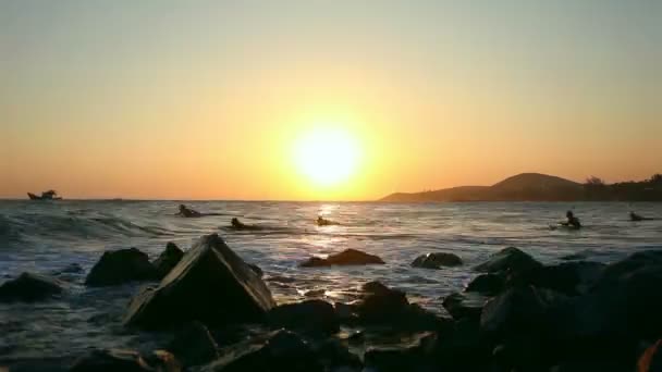 Puesta de sol en el océano — Vídeos de Stock