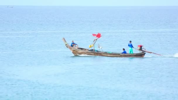 Barco de cauda longa — Vídeo de Stock