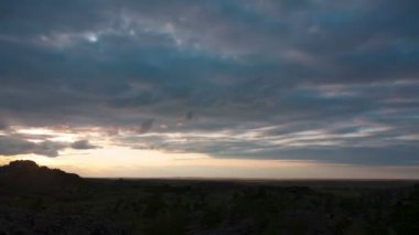 timelapse dağlarda günbatımı