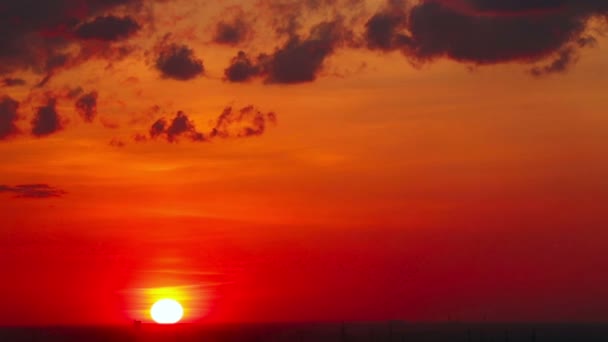 Kırmızı günbatımı — Stok video