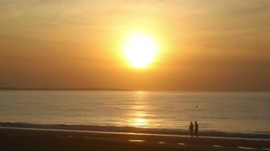 Şafakta yürüyüş