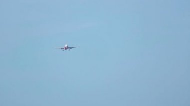 Airbus 320 yaklaşıyor