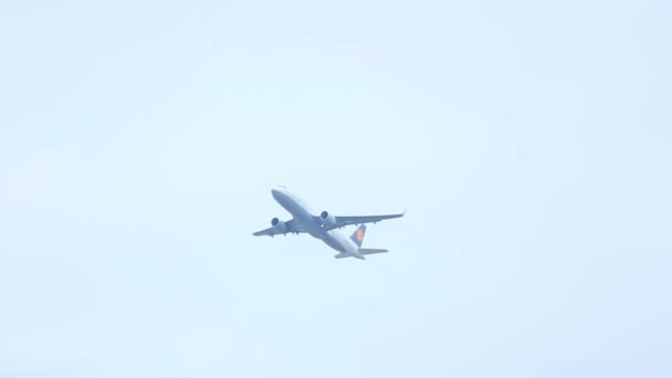 Airbus 320-take-off, mászni — Stock videók