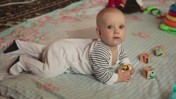 Six month baby girl — Stock Video