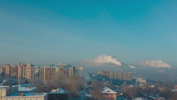 Fumo e nebbia sulla città — Video Stock