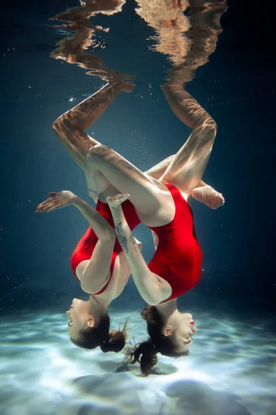 Mooie Meisjes Onder Water Kunstfoto — Stockfoto