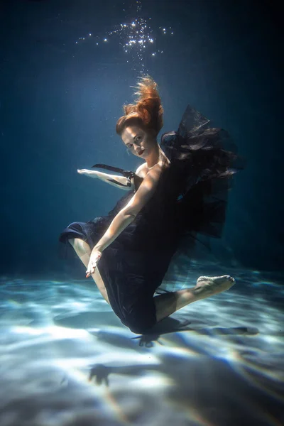 Female Portrait Black Corset Underwater — Stock Photo, Image