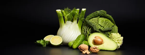 Friska grönsaker och frukter — Stockfoto