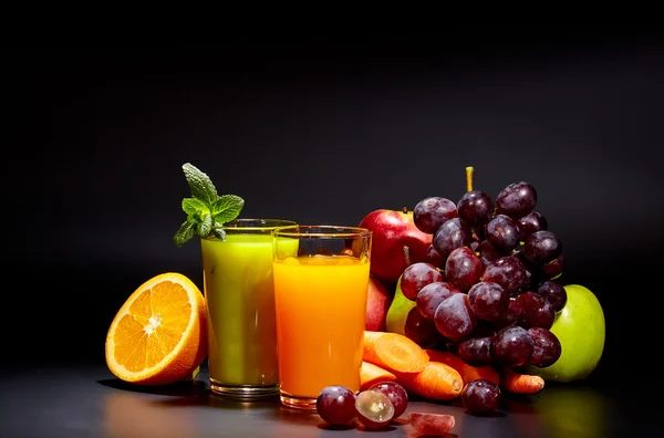 Healthy juices vegetablesand fruits — Stock Photo, Image