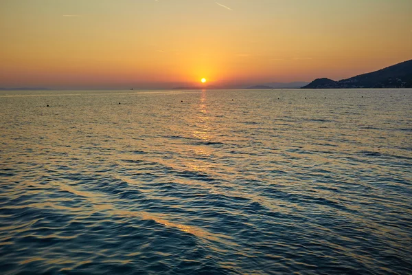 Gün batımında Rock Island 