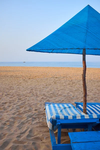 Empty beach chairs — Stock Photo, Image