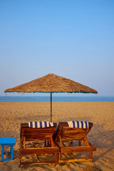 Empty beach chairs — Stock Photo, Image