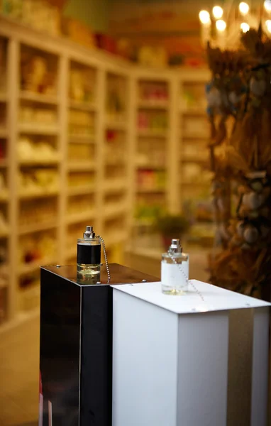 Italian shop with perfume — Stock Photo, Image