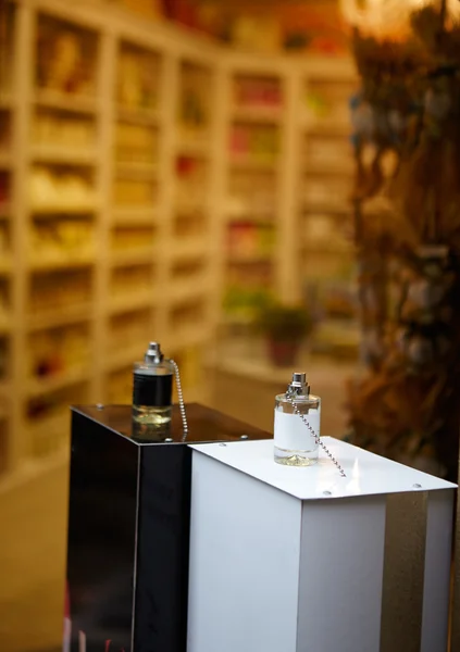 Italian shop with perfume — Stock Photo, Image