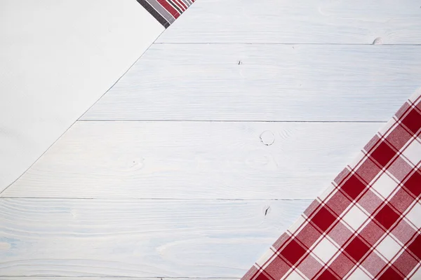 Toalha de mesa dobrada vermelha — Fotografia de Stock