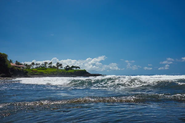 Golfbanan på en tropisk ö-Bali — Stockfoto