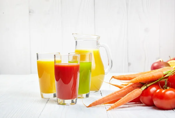 Glasses with fresh vegetable juices — Stock Photo, Image