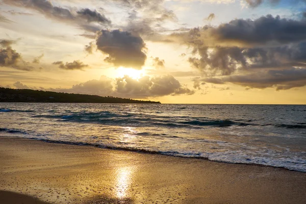 Tropical beach at sunset — Stock Photo, Image