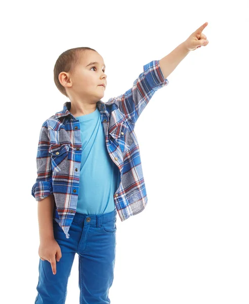 Lachende jongen met cool kapsel geïsoleerd op witte achtergrond — Stockfoto